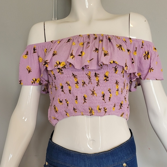 francesca's Tops - Francesca's Floral OTS Crop Top, BNWT, Size L